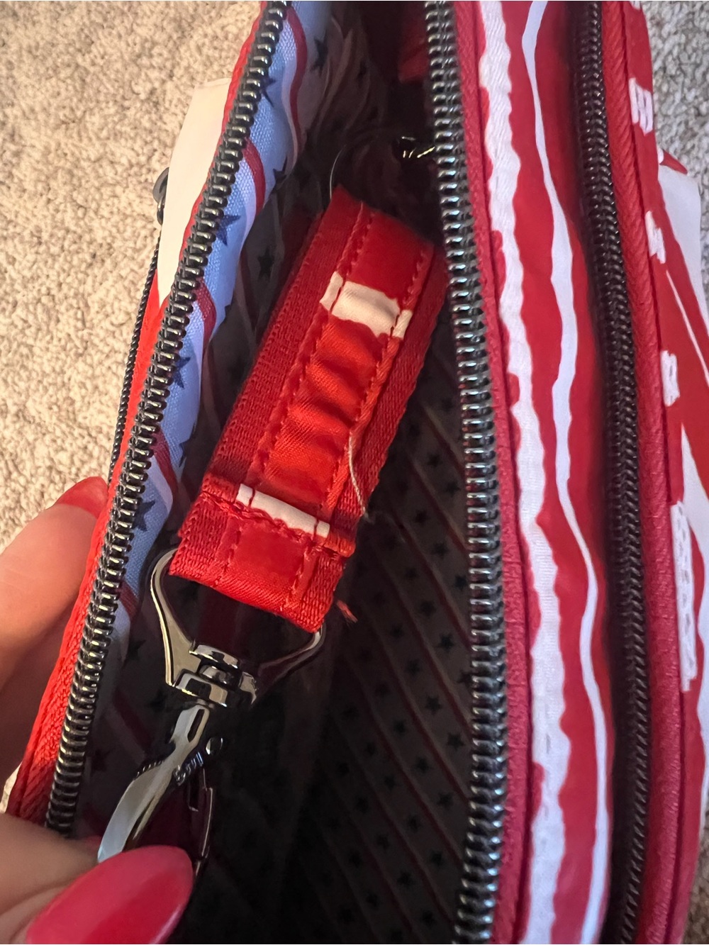 Lug Stretch LS Crossbody Bag Red White Stripe NWOT RFID Organizer Purse - Picture 10 of 16